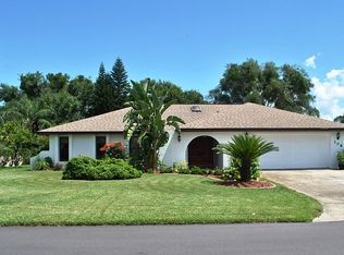 208 Sportsman Ave, Sebring, FL 33875