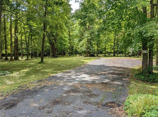 6638 Merwin Chase Rd, Brookfield, OH 44403