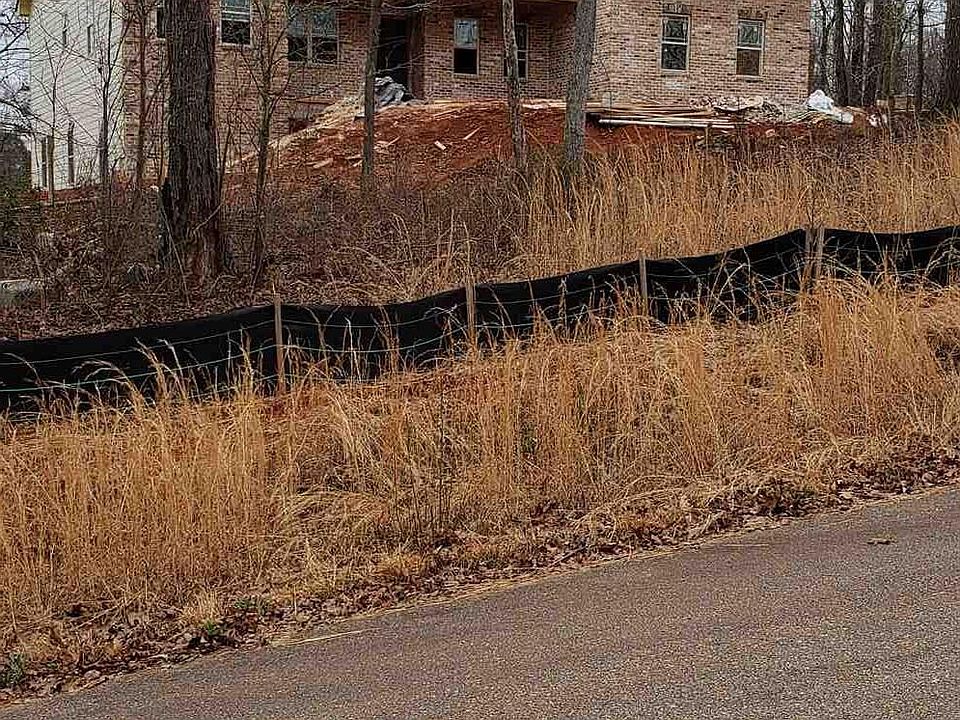 1st image of 185 Emmaline Ln #3
