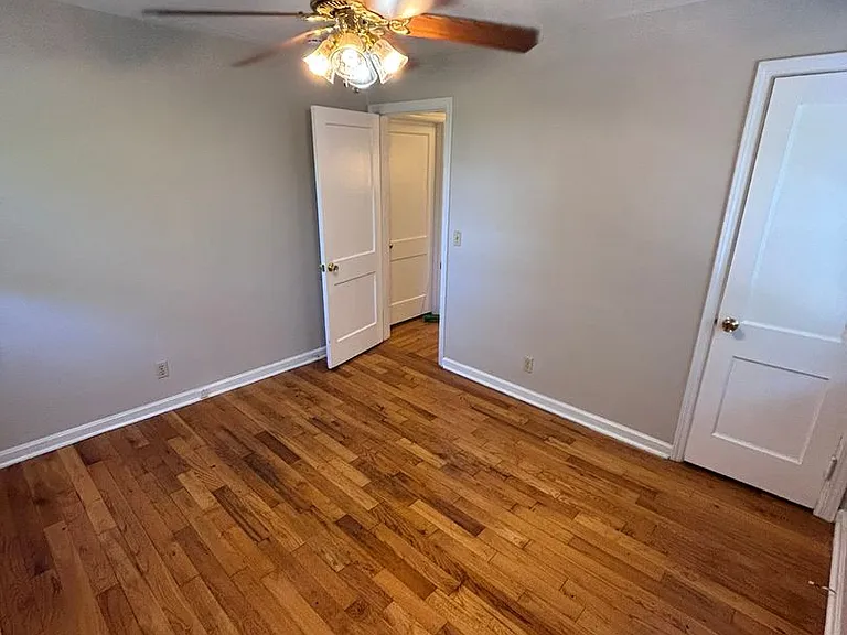524 Riddle Crest Ln — Photo 8
