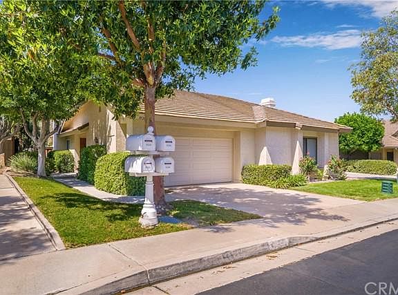 2nd image of 3528 Sweetwater Cir