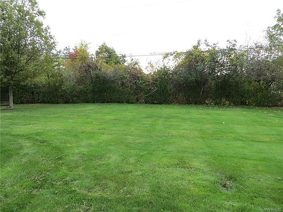 4th image of 4957 Pineledge Dr E