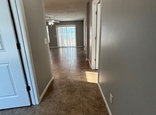 907 N Riverside Dr, Winamac, IN 46996