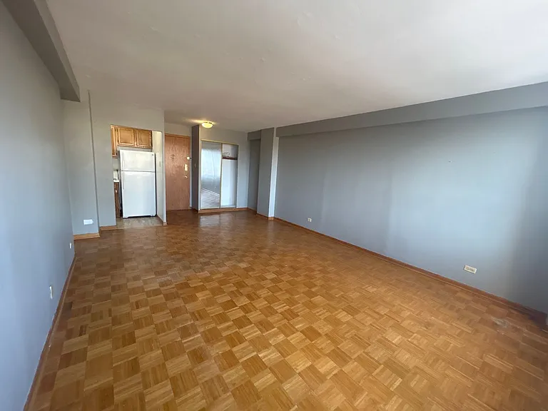 4180 Marine Terrace Apartments — Photo 89