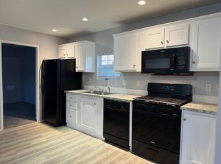 4224 Coal Crk #208, Burton, MI 48519
