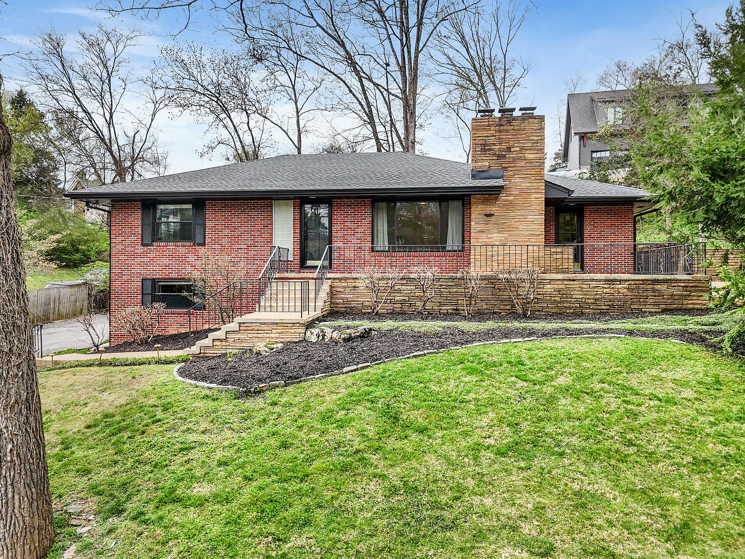 1715 Hixson Pike, Chattanooga, TN 37405 | Zillow