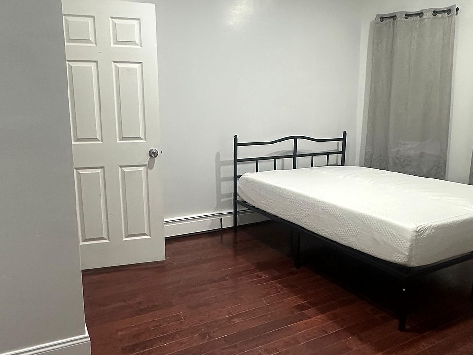 1st image of 1726 Van Buren St #0