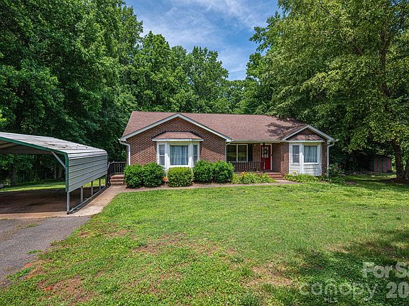 2nd image of 2316 Old State Highway 27