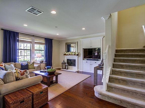 4th image of 8509 Spreckels Ln