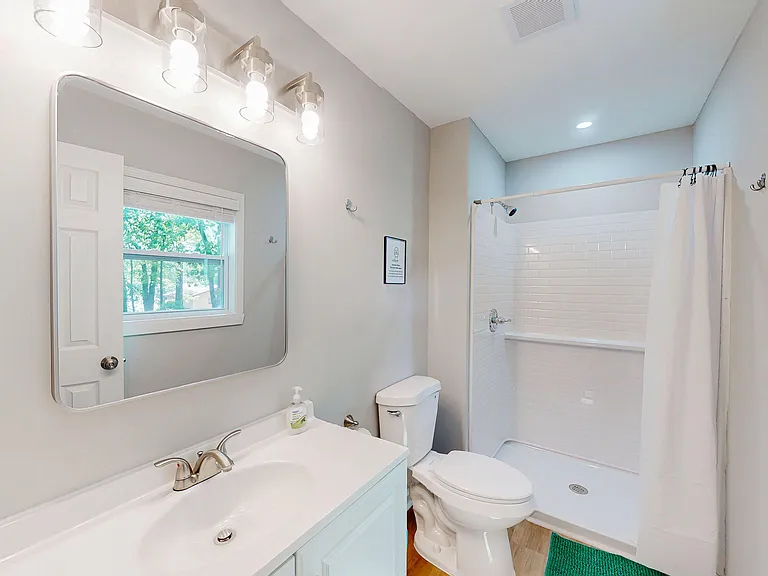 Pine Hill Dr — Photo 3