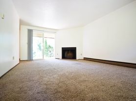 Woodland Acres 96-4450 (A-B, 1-8)