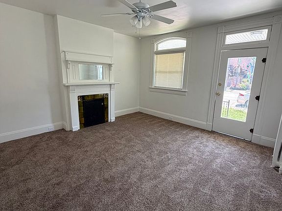 3rd image of 6655 Vine St
