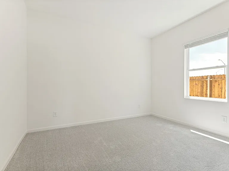 Secondary bedroom 2