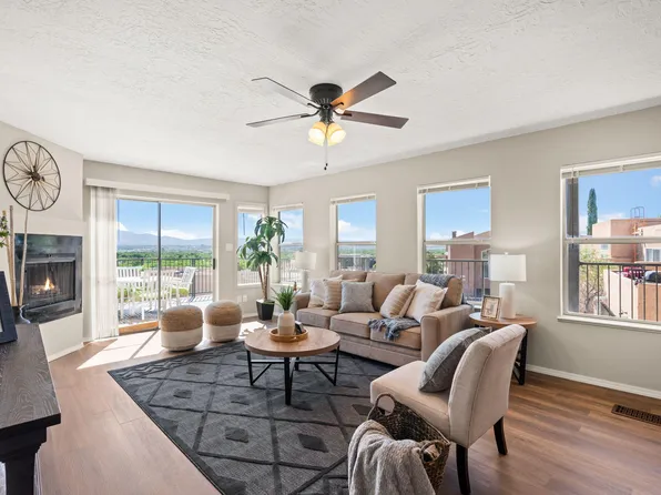 1629 Cliffside Dr NW, Albuquerque, NM 87105