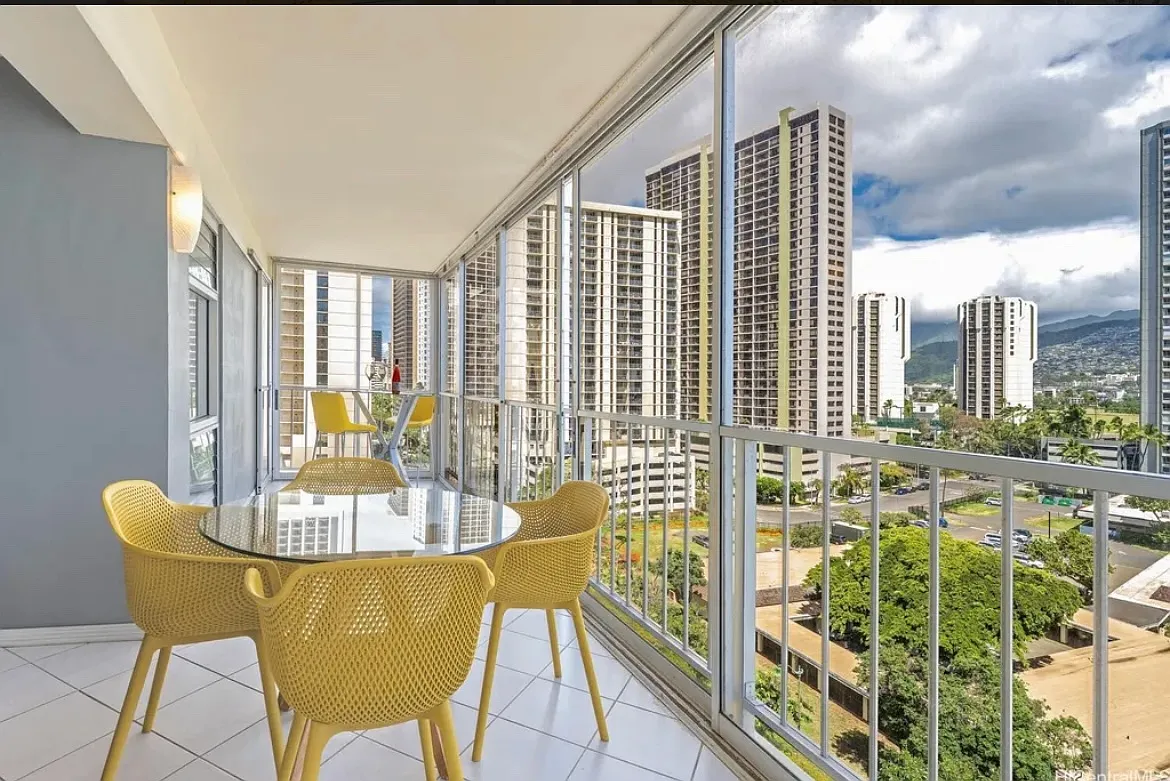 2575 Kuhio Ave — Photo 3