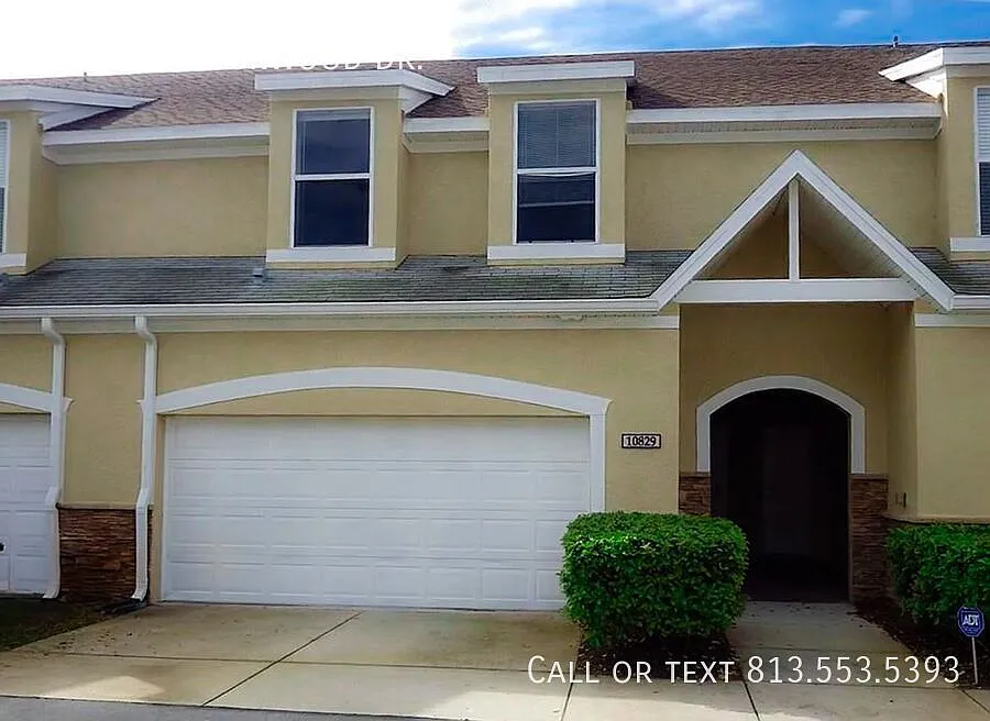 10829 Dragonwood Dr