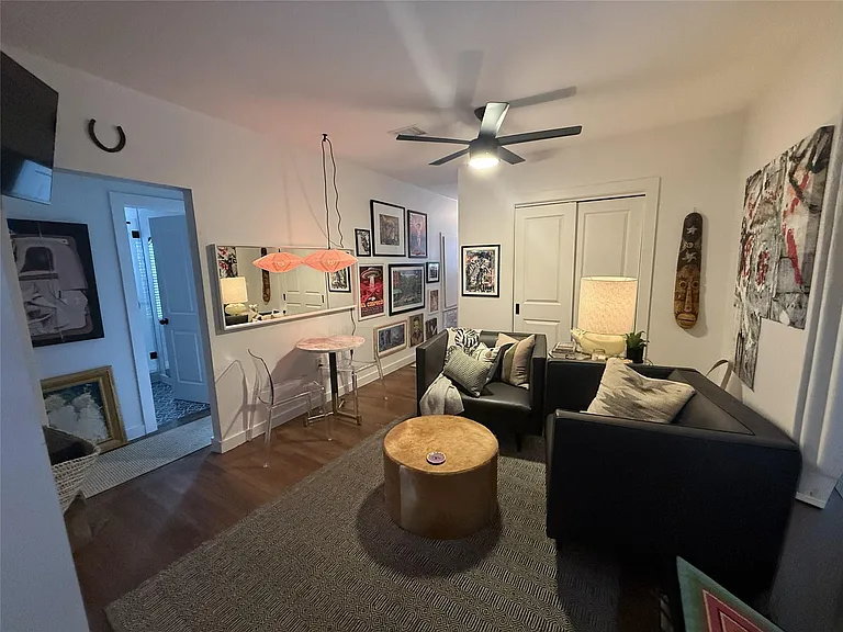 415 Fairview Ave #8 — Photo 3