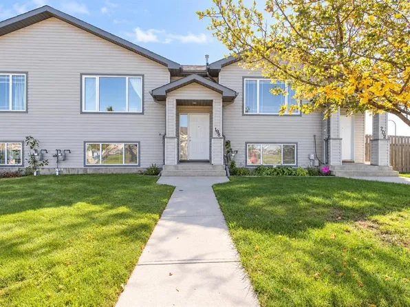 198 NW Blackfoot Blvd W, Lethbridge, AB T1K 7Z2