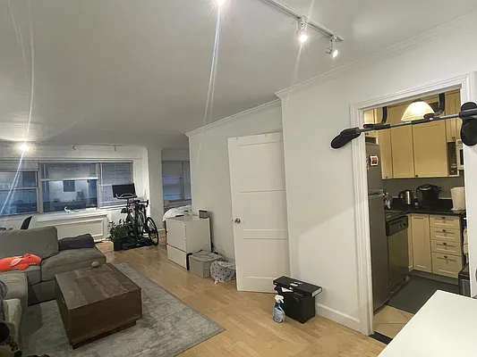 Rented by YKLL LLC | media 13