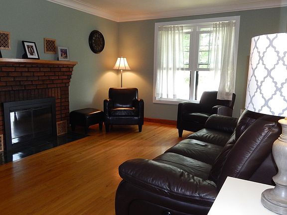 4th image of 1304 Kimball St