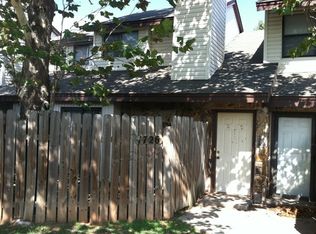 1726 Pebble Ter, Edmond, OK 73034