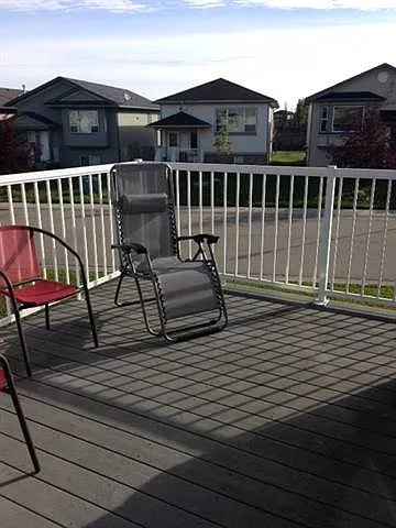8902 - 70 Avenue Unit B — Photo 2