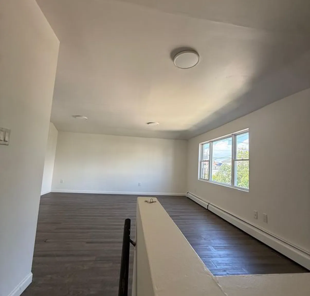 3 bed, $3,373 — Photo 3