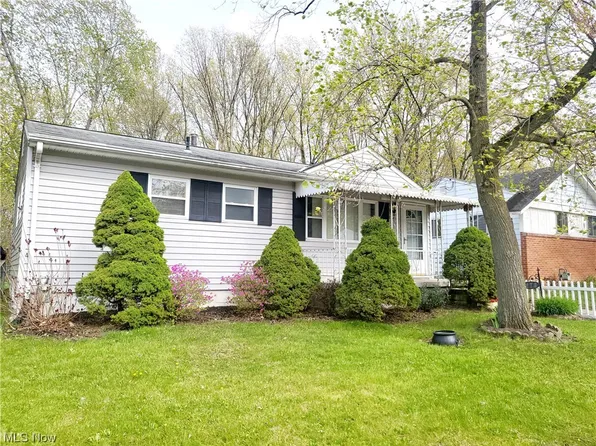 273 Kensington Rd, Vermilion, OH 44089