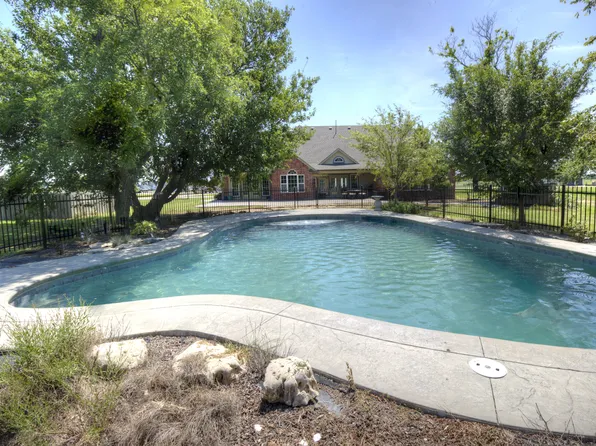 12272 S Clear Creek Dr, Oologah, OK 74053