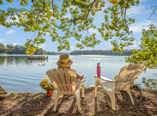 1711 N Waterville Rd, Oconomowoc, WI 53066