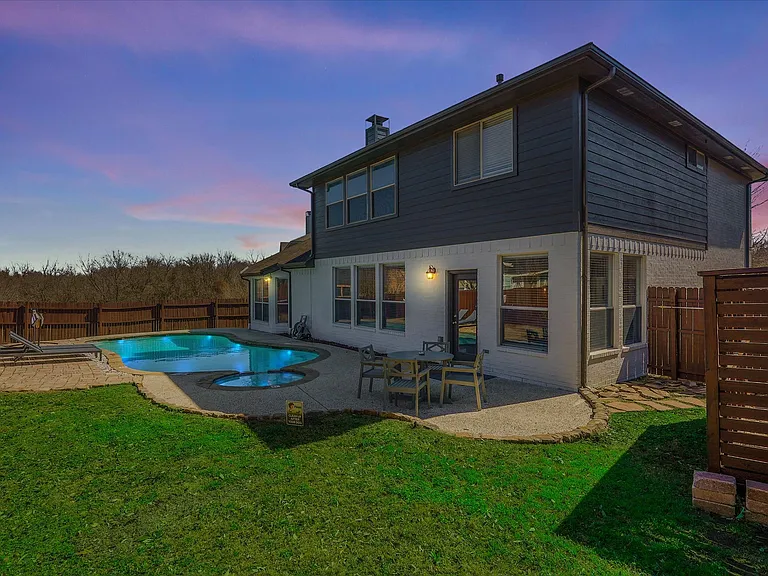 2808 Wales Ct — Photo 47