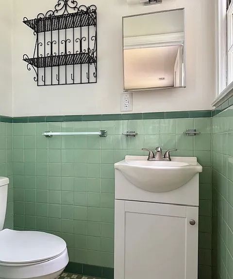 602 W Cedar St — Photo 14