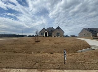 814 Valley Ridge Rd, Van Alstyne, TX 75495