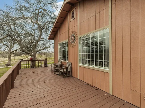40696 Oakwood Rd, Madera, CA 93636