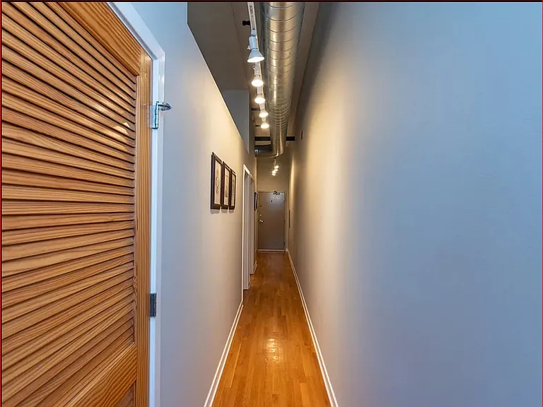 1224 W Van Buren St — Photo 13