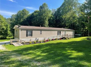 9576 Cordova Rd SW, Bowerston, OH 44695