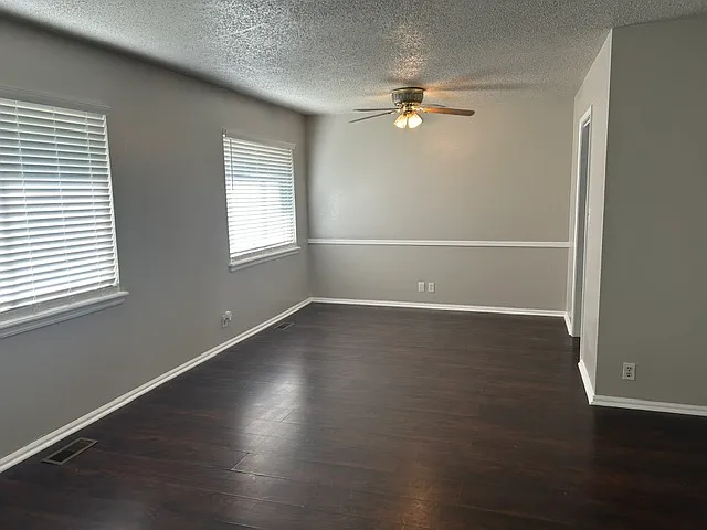 5213 S 76th East Ave — Photo 2