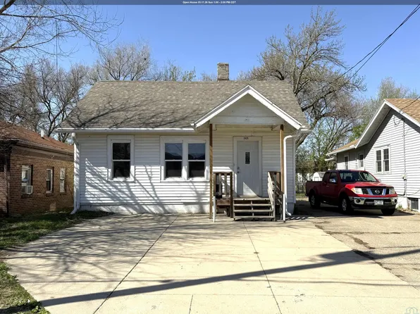 2425 Williams Ave, Sioux City, IA 51106
