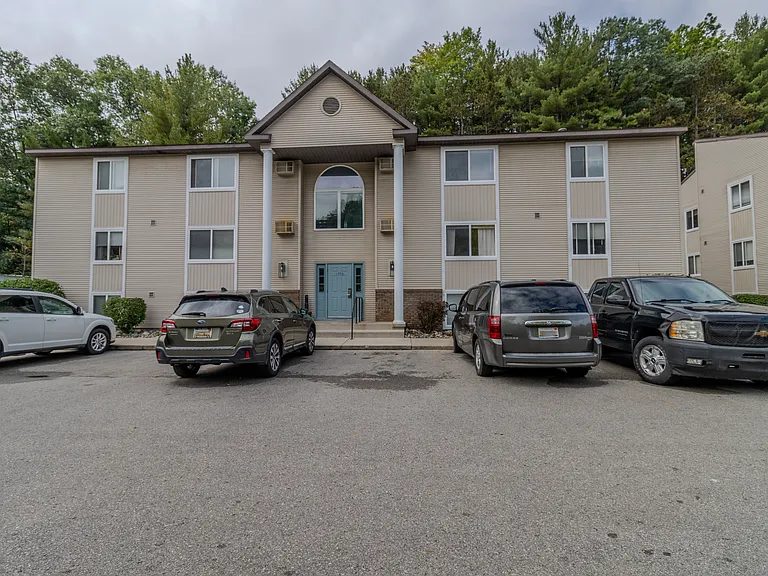 The Tides 1510 Veterans Dr — Photo 46