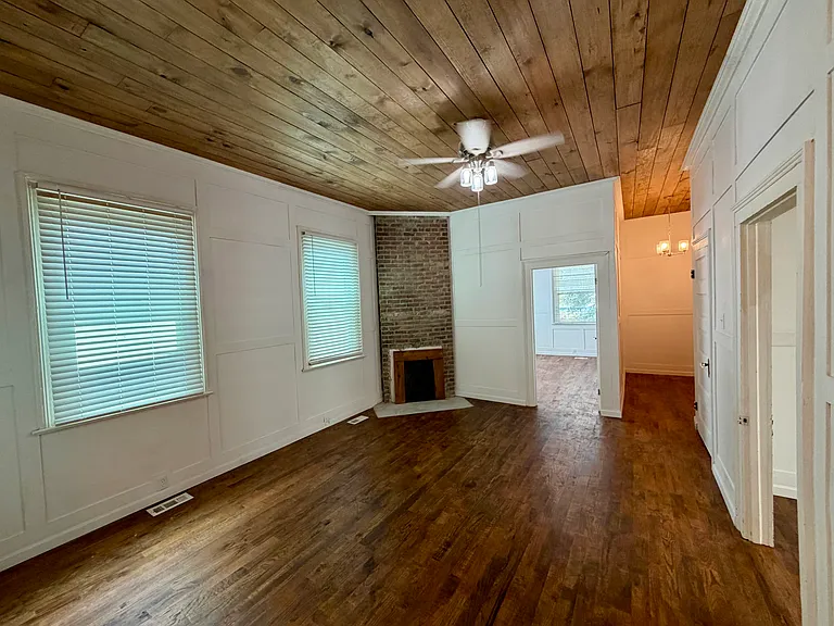 628 Rutledge Ave — Photo 2