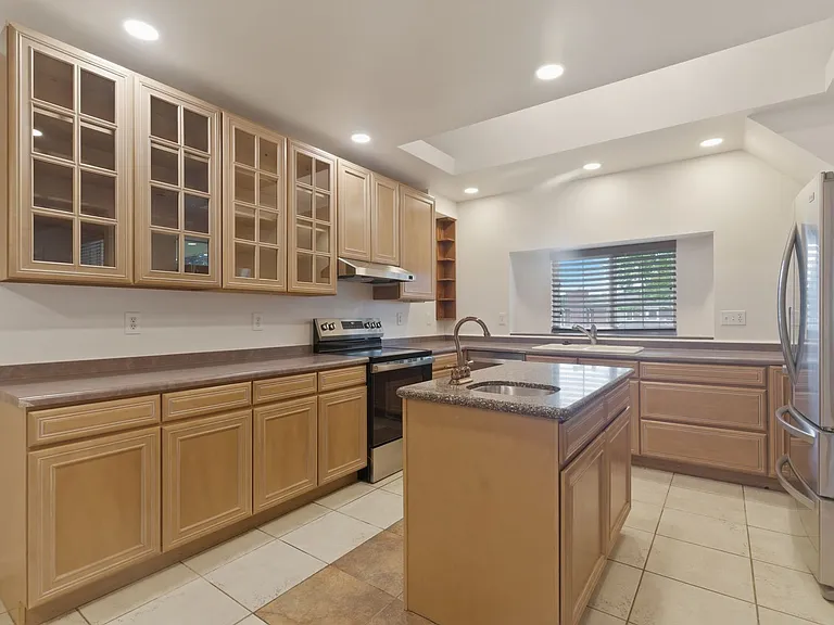 8111 E Briarwood Blvd — Photo 16