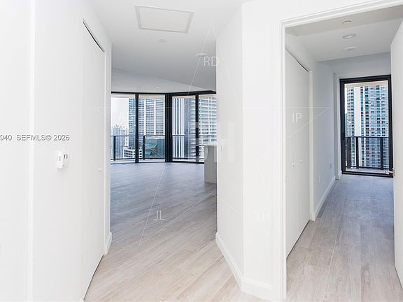 2nd image of 45 SW 9th St APT 1603