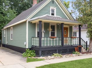 113 S 6th St, Dundee, IL 60118