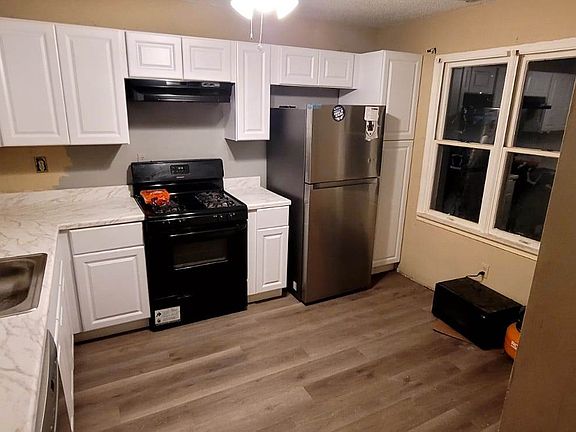 4th image of 2112-16 Adams Ave #16B
