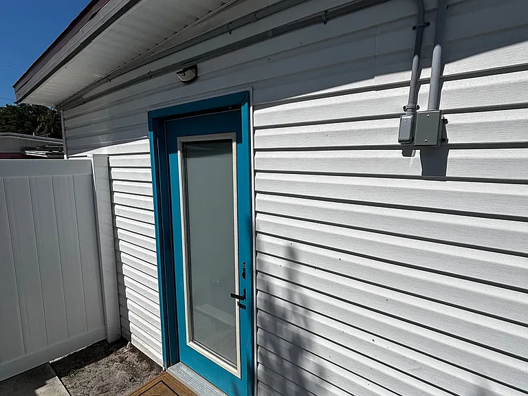 1706 W Jean St #2 — Photo 14