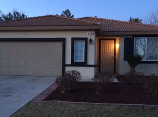 540 Peach Dr, Chowchilla, CA 93610