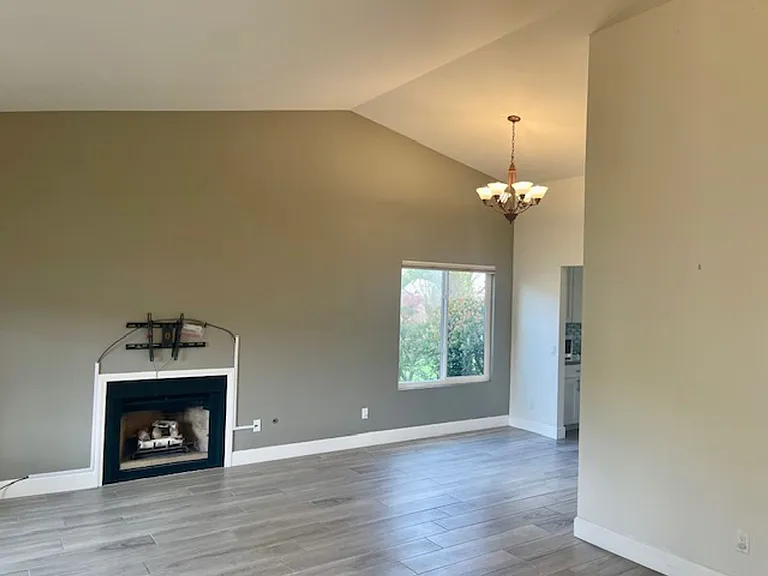 7244 Canyon Hill Ct — Photo 2