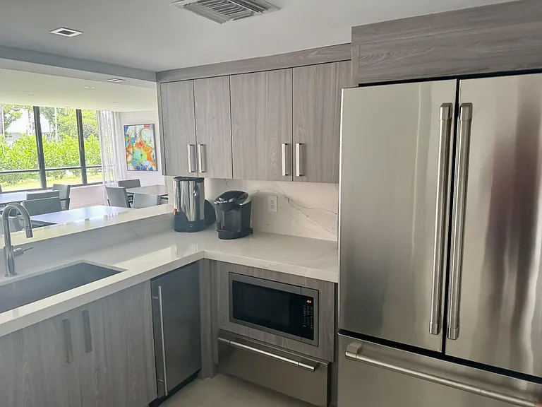 799 Jeffery St #4100 — Photo 33