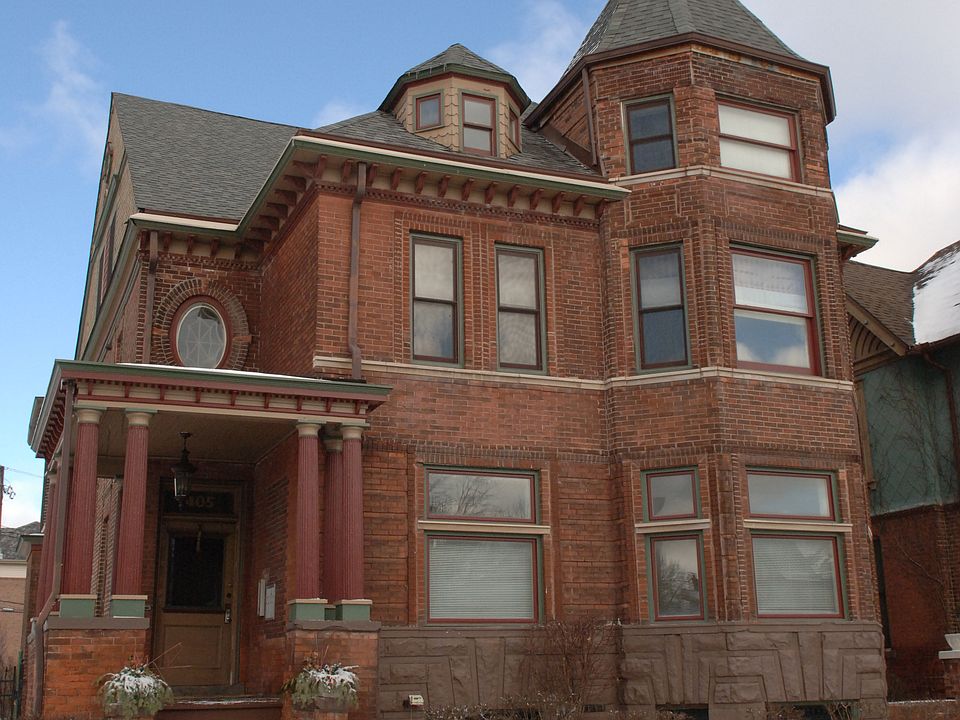 2nd image of 405 E Ferry St