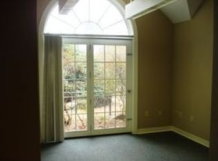 162 Hancock Rd, Peterborough, NH 03458